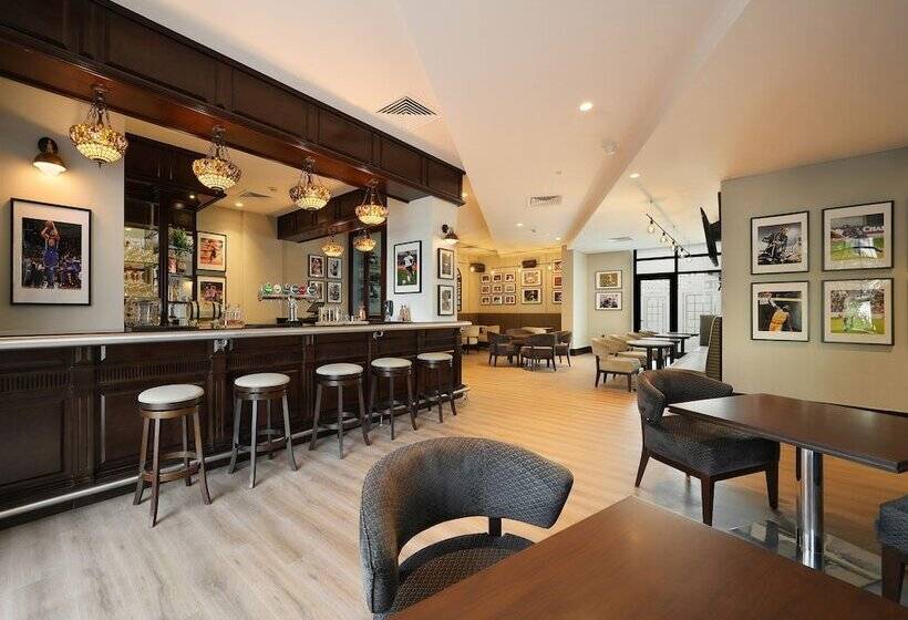 هتل Arabian Park Dubai, An Edge By Rotana