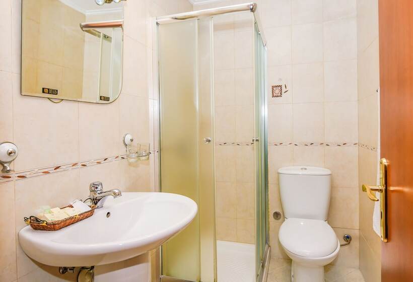 בית מלון כפרי Arber