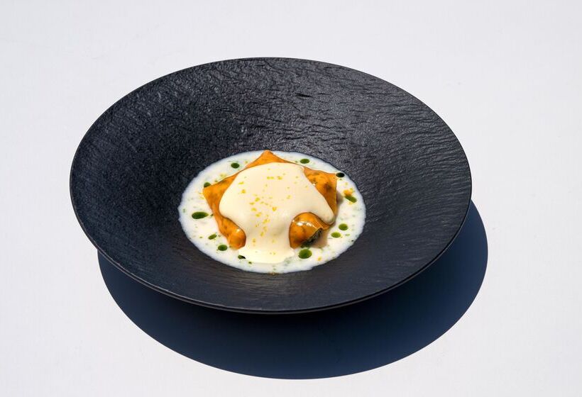 ホテル Athina Luxury Suites