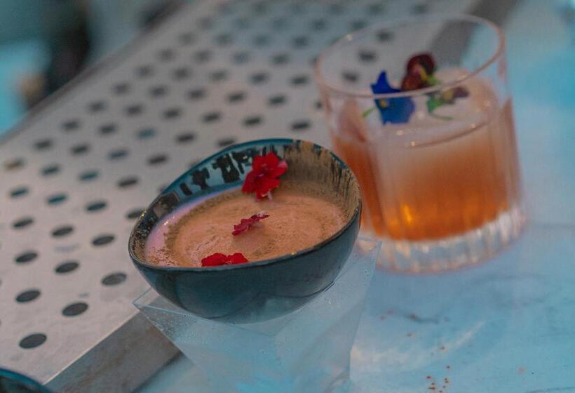 ホテル Athina Luxury Suites