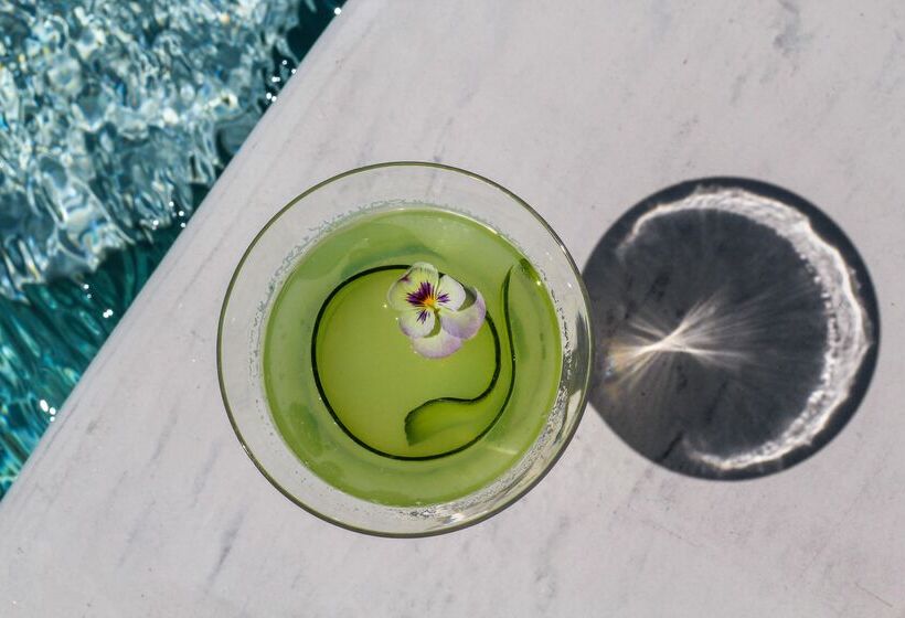 ホテル Athina Luxury Suites