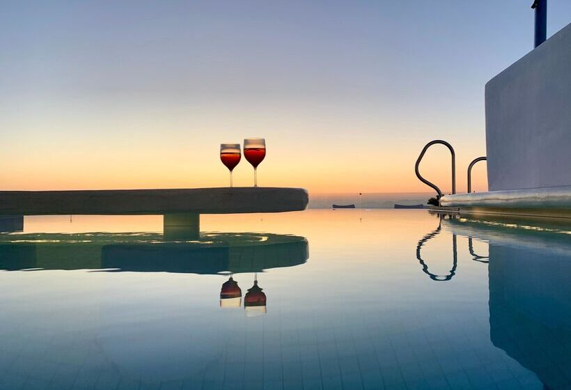 ホテル Athina Luxury Suites