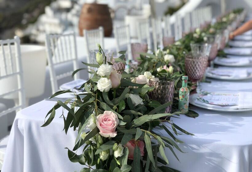 ホテル Athina Luxury Suites