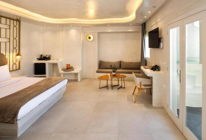 ホテル Athina Luxury Suites