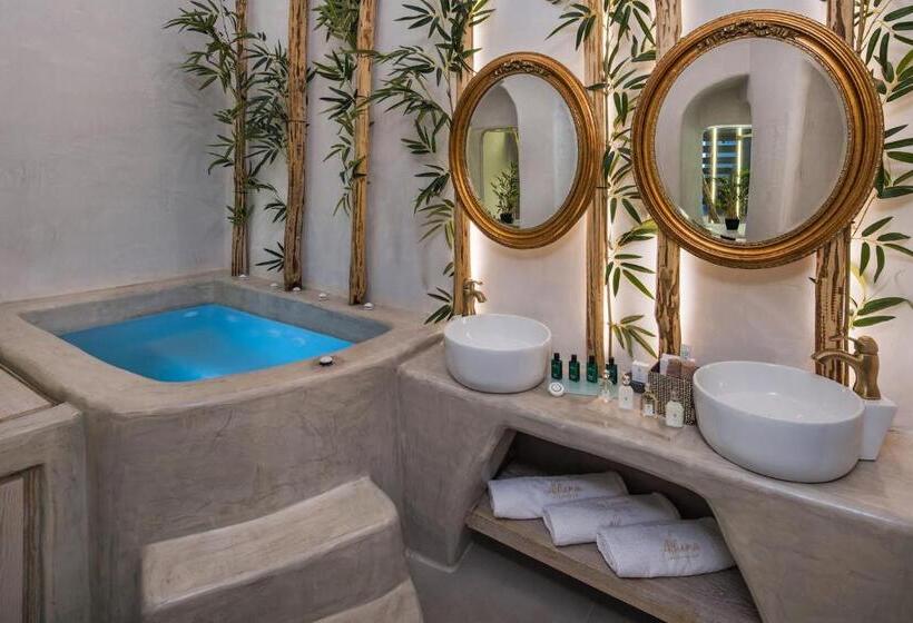 ホテル Athina Luxury Suites