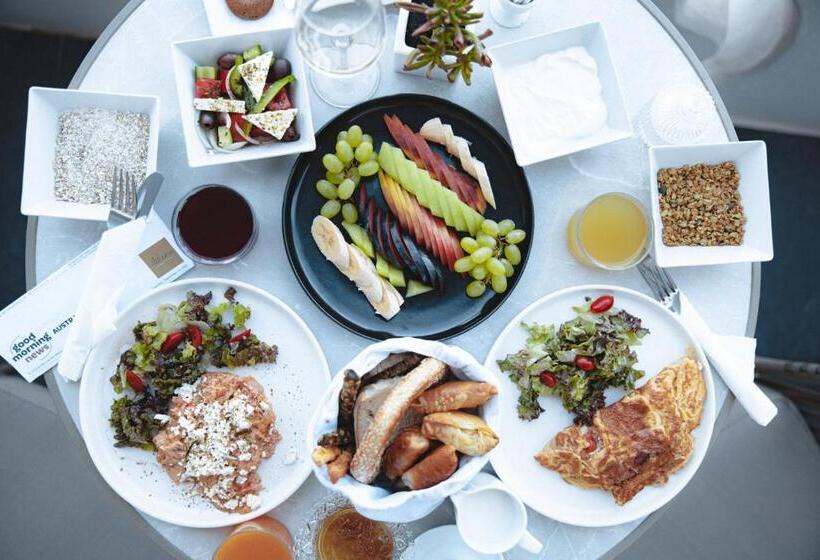 ホテル Athina Luxury Suites