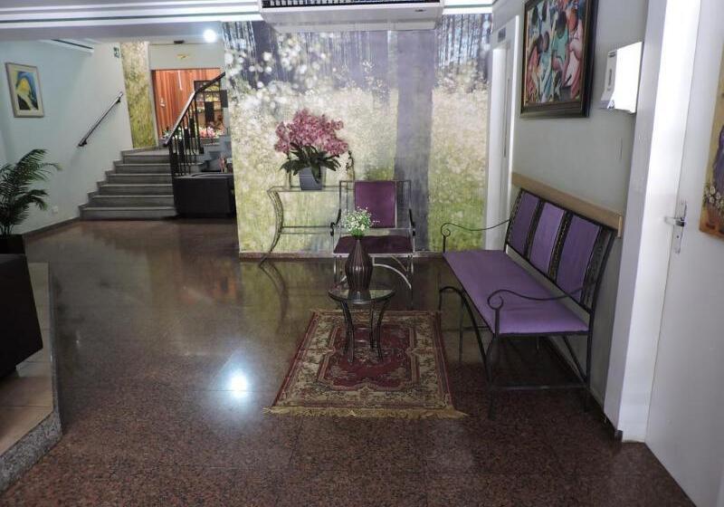 Отель Aton Plaza