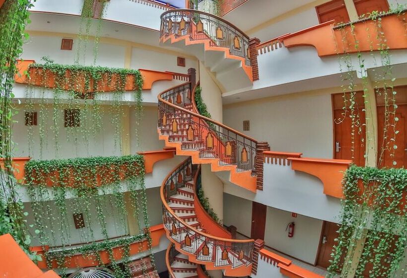 فندق Baez Carrizal