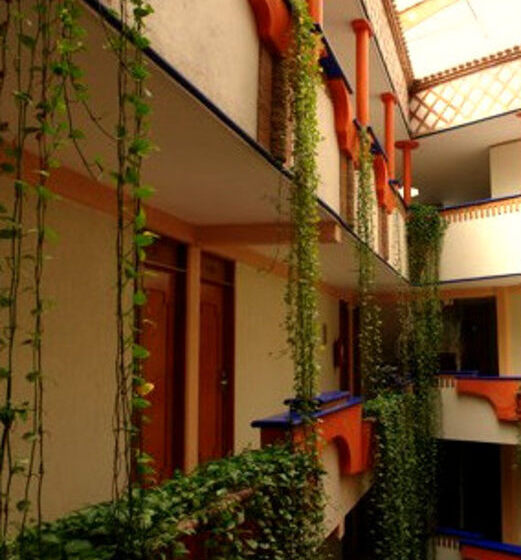 فندق Baez Carrizal