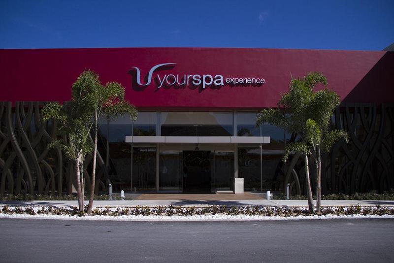 Otel Barcelo Maya Colonial  All Inclusive