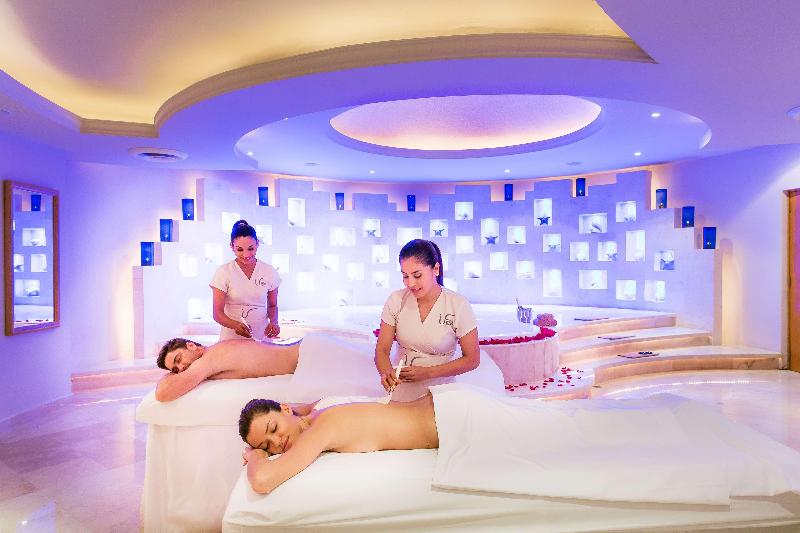 فندق Barcelo Maya Tropical  All Inclusive