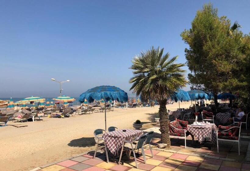 בית מלון כפרי Benilva