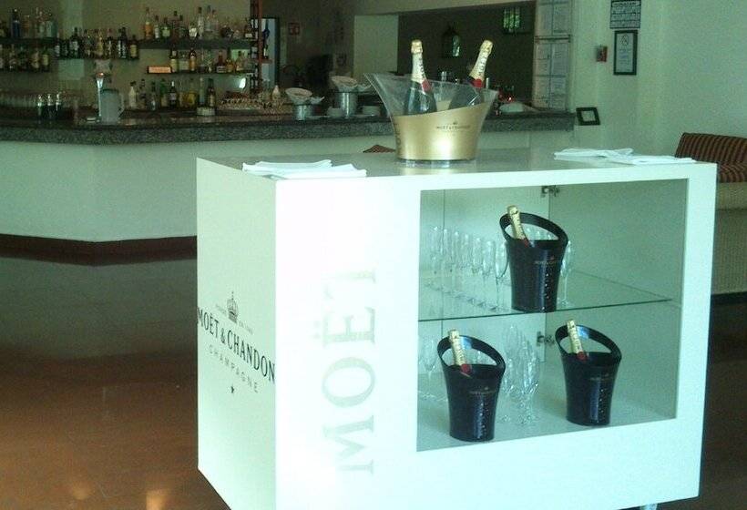 בית מלון כפרי Bluebay Grand Esmeralda - All Inclusive