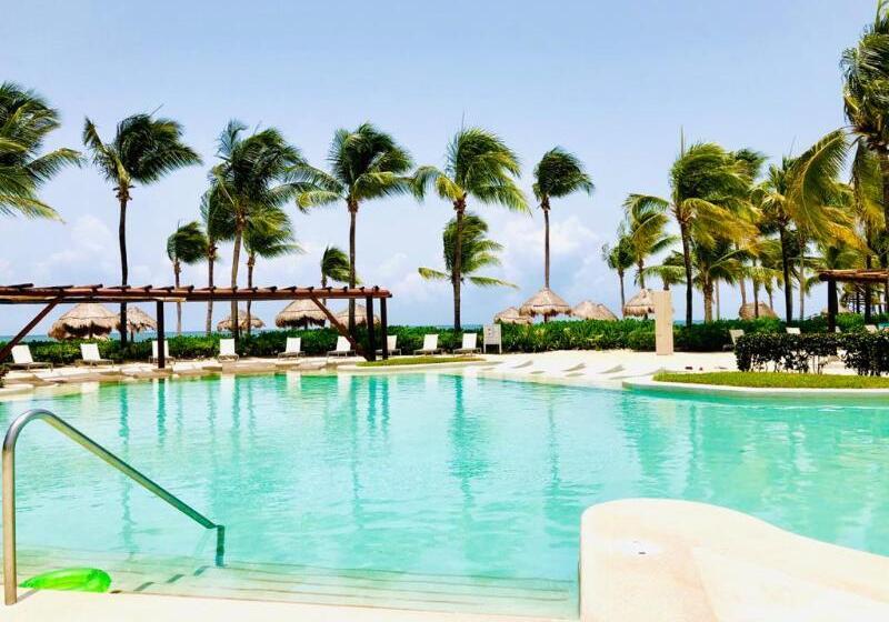 בית מלון כפרי Bluebay Grand Esmeralda - All Inclusive