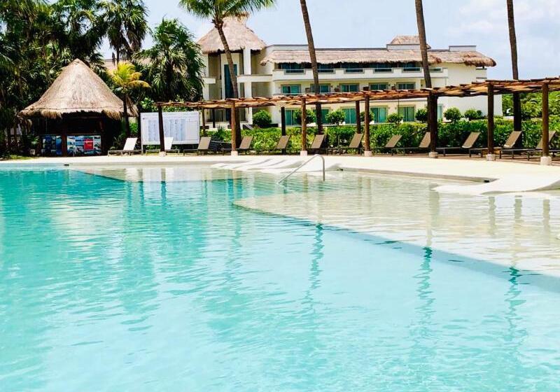 בית מלון כפרי Bluebay Grand Esmeralda - All Inclusive