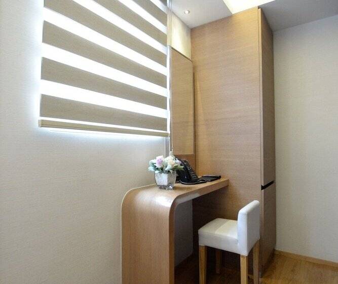 Bridal Tea House Hotel   Yaumatei