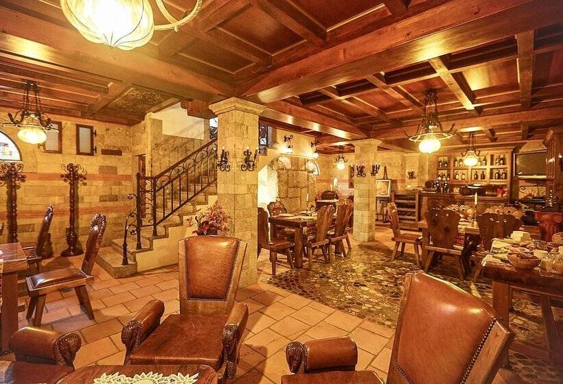 酒店 Brilant Antik