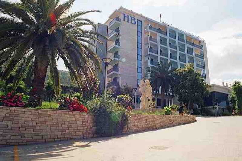 ホテル Butrinti & Spa