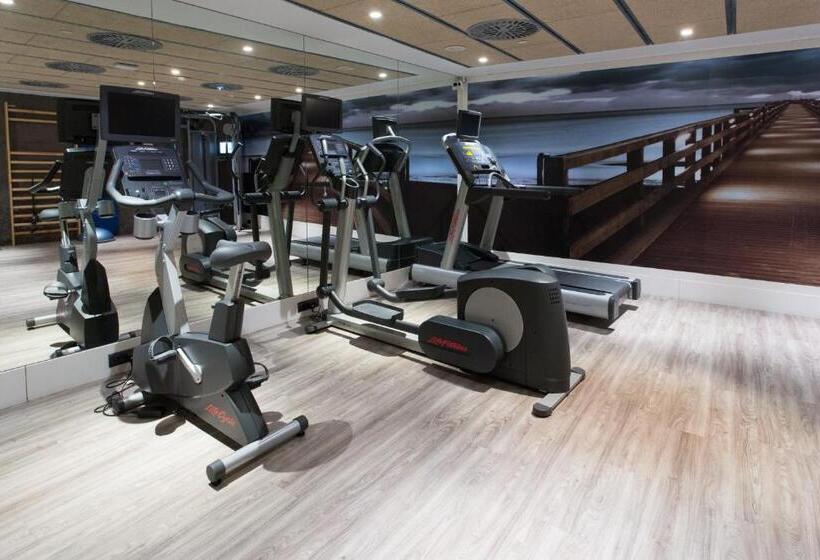 Отель Catalonia Avinyo