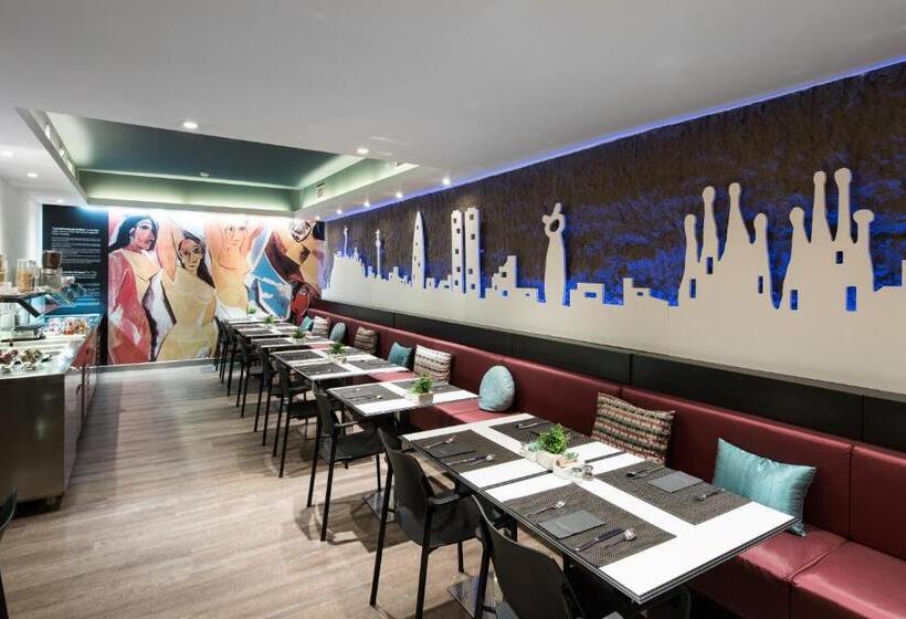 Отель Catalonia Avinyo