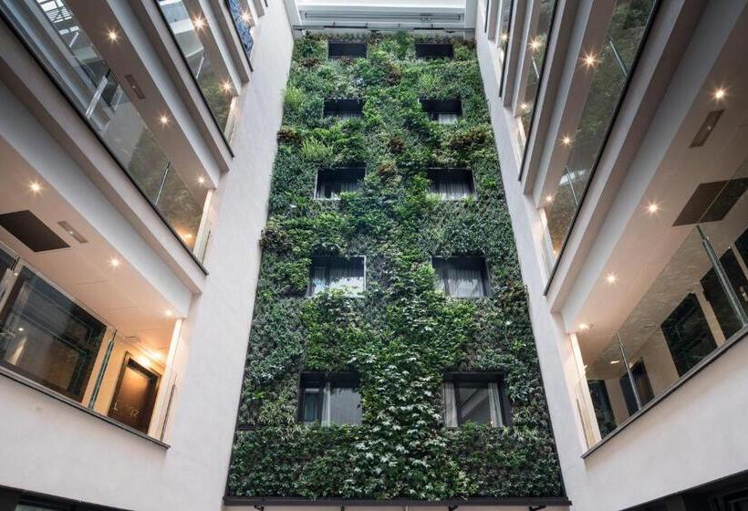 Отель Catalonia Avinyo