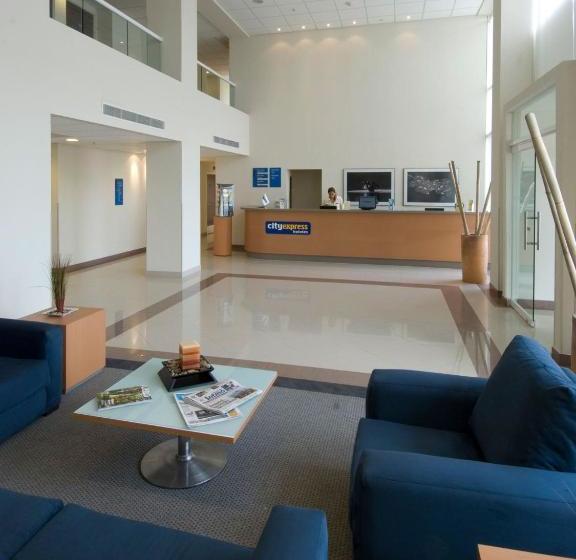 فندق City Express Coatzacoalcos