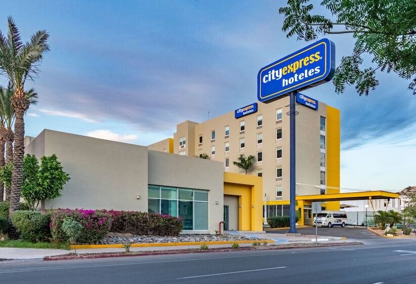 בית מלון כפרי City Express By Marriott Hermosillo