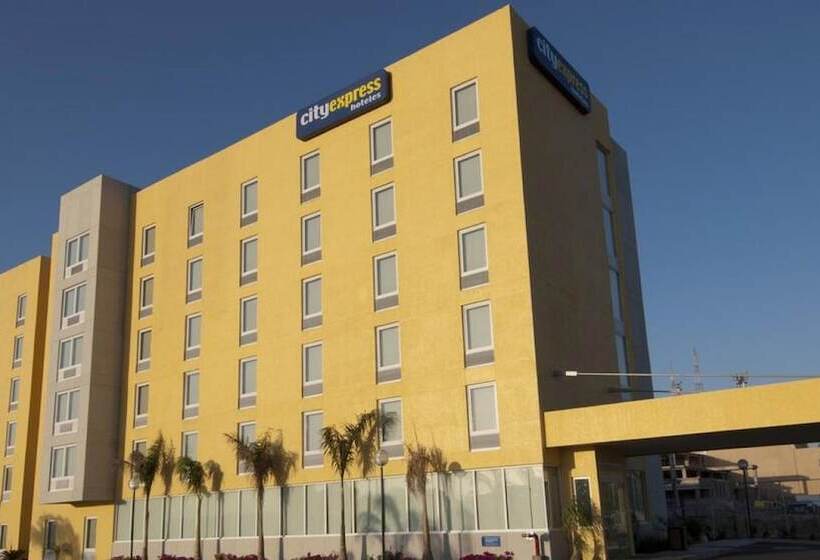 בית מלון כפרי City Express By Marriott Hermosillo