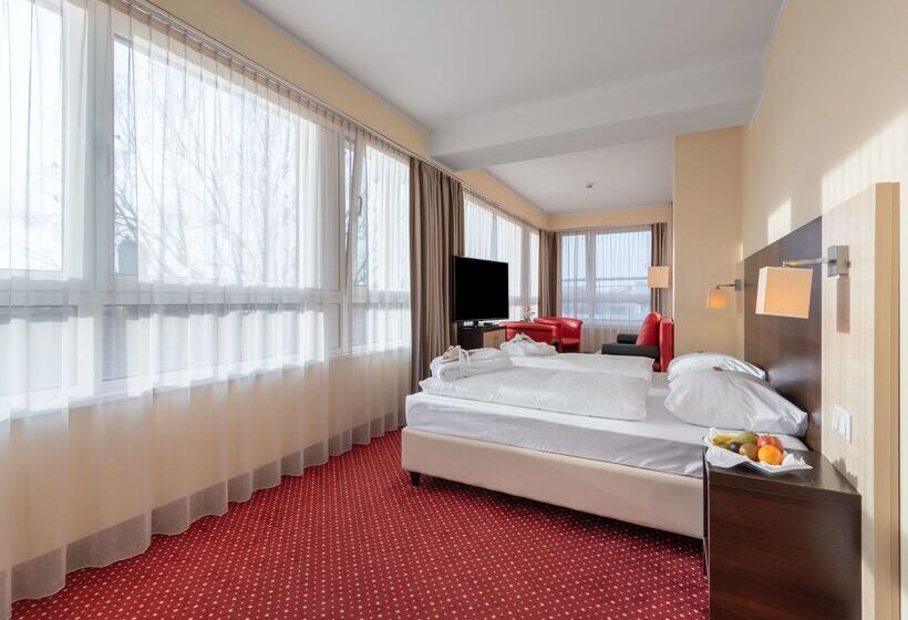 هتل City South Berlin