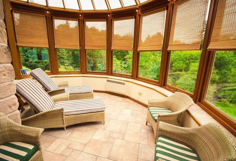 فندق Dalhousie Castle