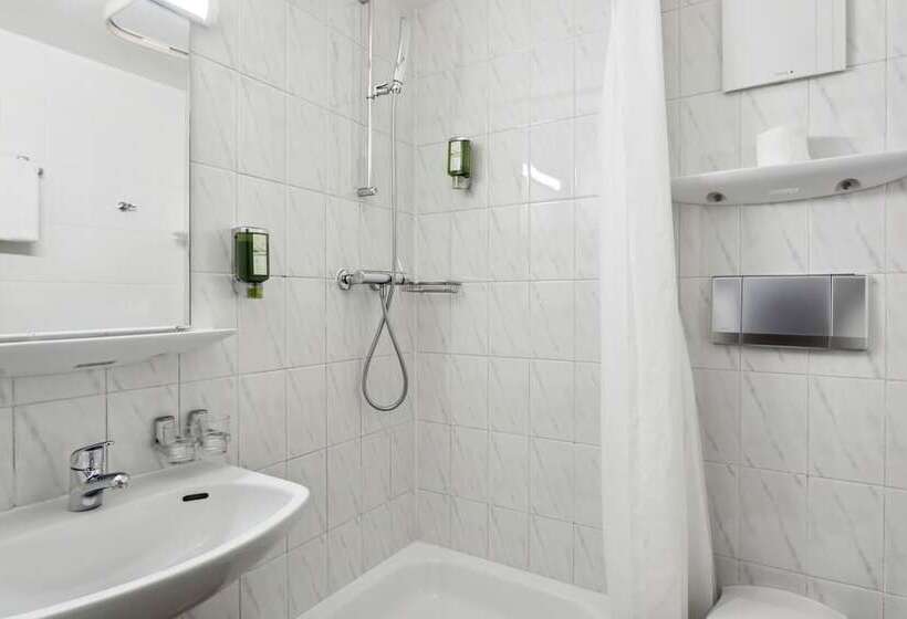 בית מלון כפרי Hôtel De La Couronne