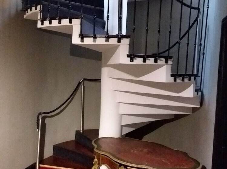 בית מלון כפרי De La Treille