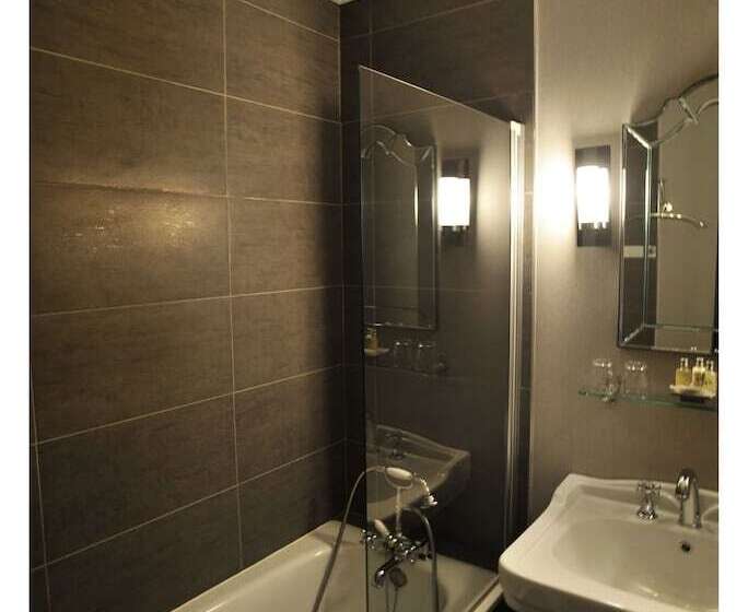 בית מלון כפרי De La Treille