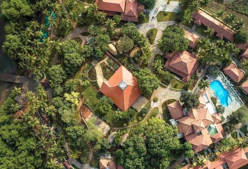 هتل Mercure Goa Devaaya Resort