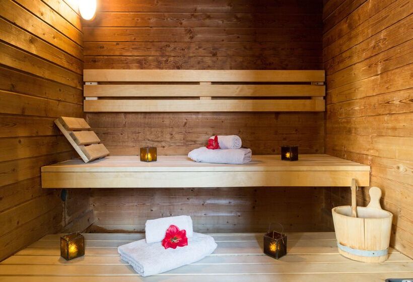 호텔 Hôtel & Spa Du Domaine Des Thômeaux, The Originals Relais