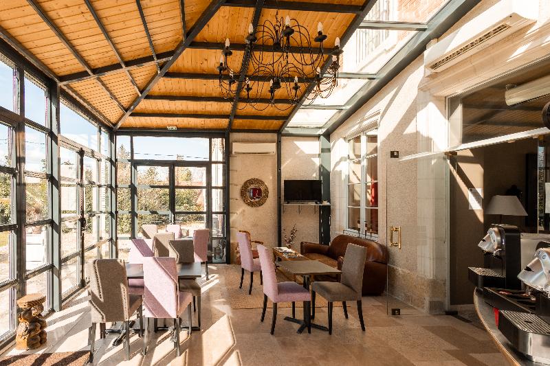 호텔 Hôtel & Spa Du Domaine Des Thômeaux, The Originals Relais