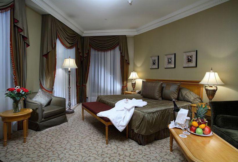 فندق Donbass Palace