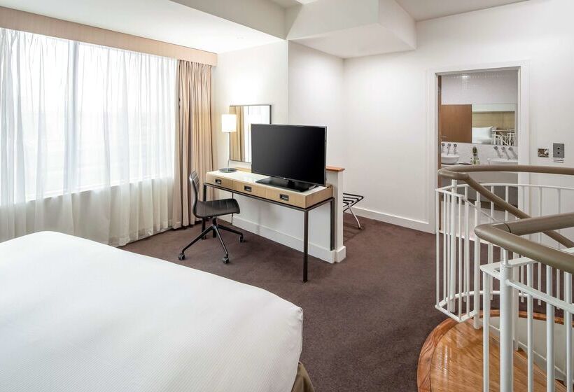 בית מלון כפרי Doubletree By Hilton  Manchester  Piccadilly