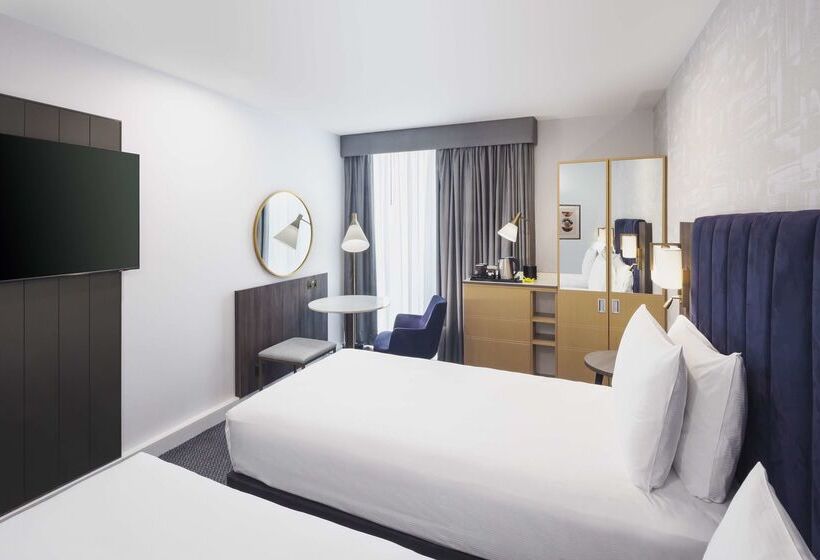 בית מלון כפרי Doubletree By Hilton  Manchester  Piccadilly