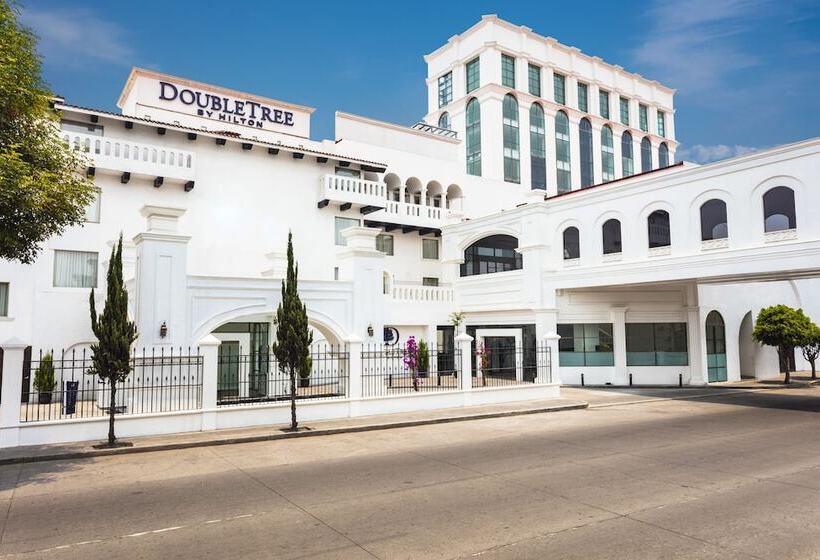 בית מלון כפרי Doubletree By Hilton Toluca