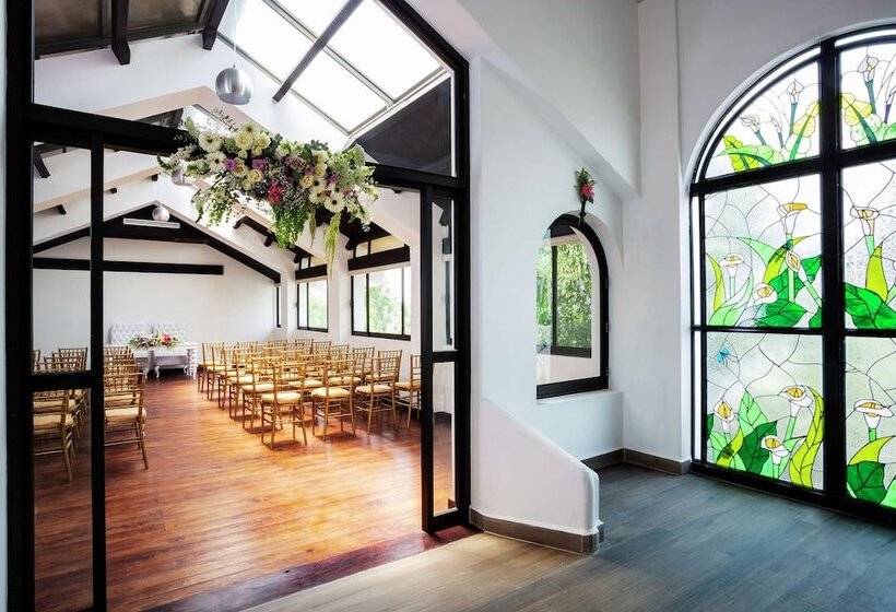 בית מלון כפרי Doubletree By Hilton Toluca