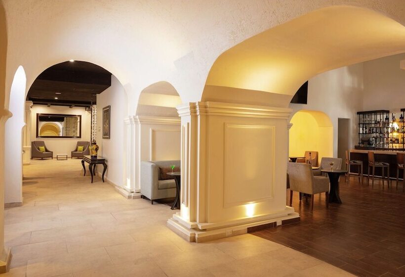 בית מלון כפרי Doubletree By Hilton Toluca