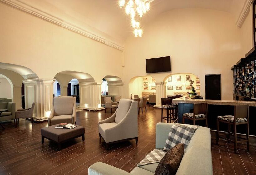 בית מלון כפרי Doubletree By Hilton Toluca