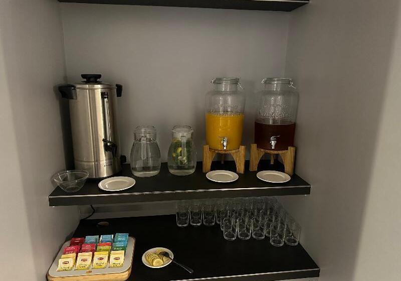 ホテル Downtown Krakow