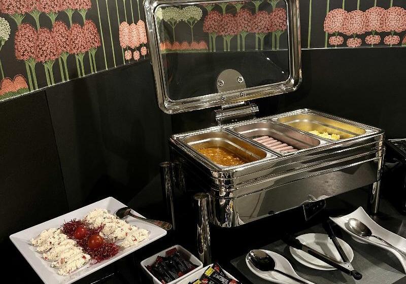 ホテル Downtown Krakow