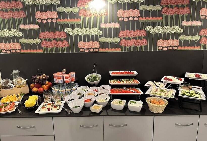 ホテル Downtown Krakow