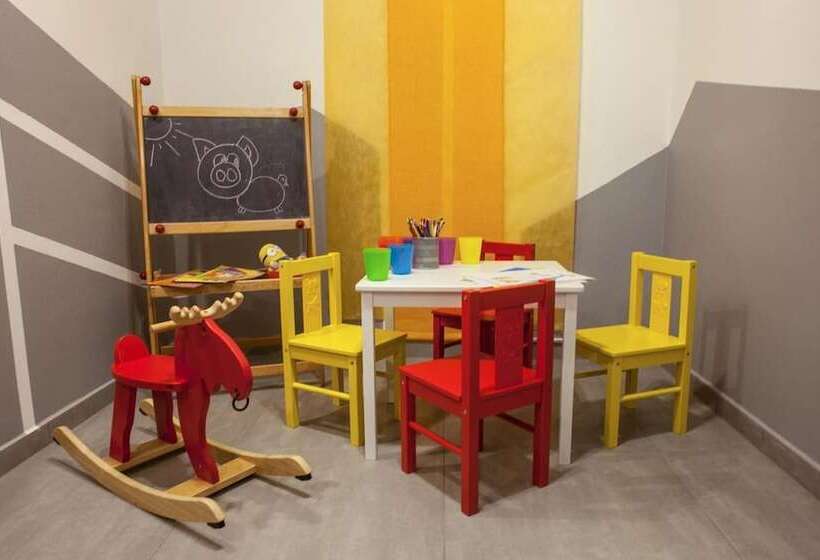 ホテル Downtown Krakow