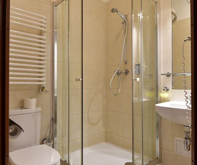 ホテル Downtown Krakow