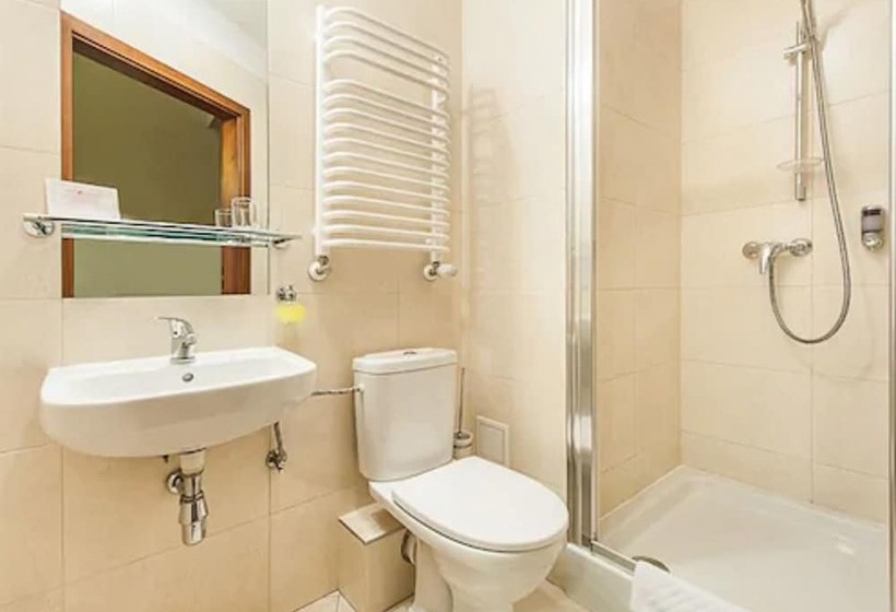 ホテル Downtown Krakow