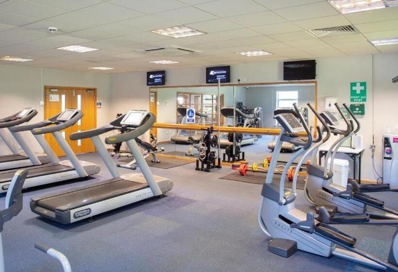 فندق Eastwood Hall